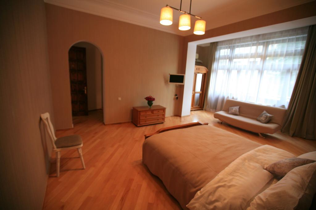 Vera House Тбілісі Екстер'єр фото